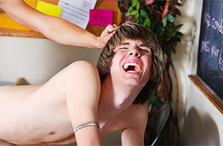 Twinks Fuck to Relieve Stress